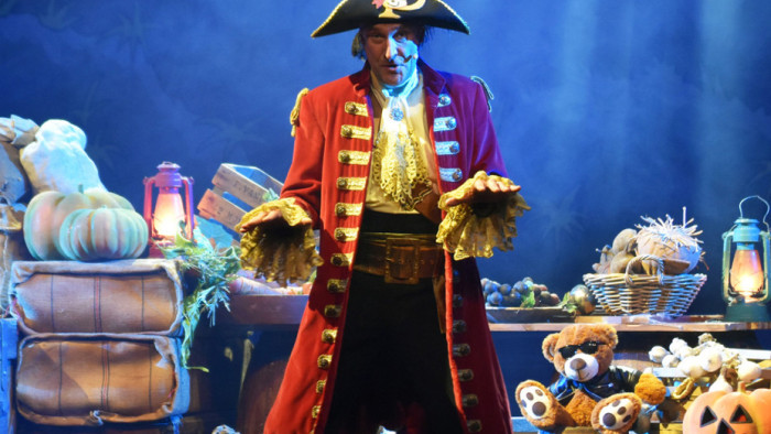 Op avontuur met Piet Piraat tijdens zijn Halloweenshow